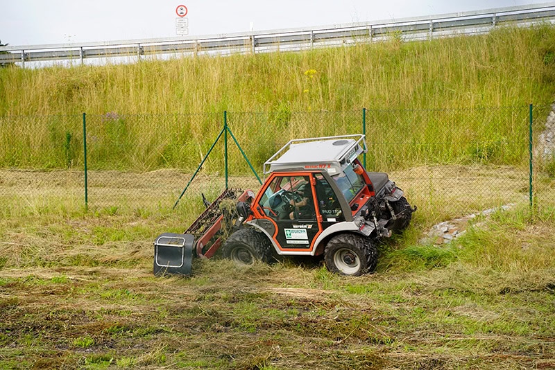 Wurzer Umwelt Dienste Maeharbeiten Bankett