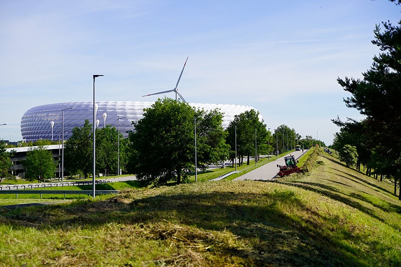 Wurzer Umwelt Maeharbeiten Allianz Arena